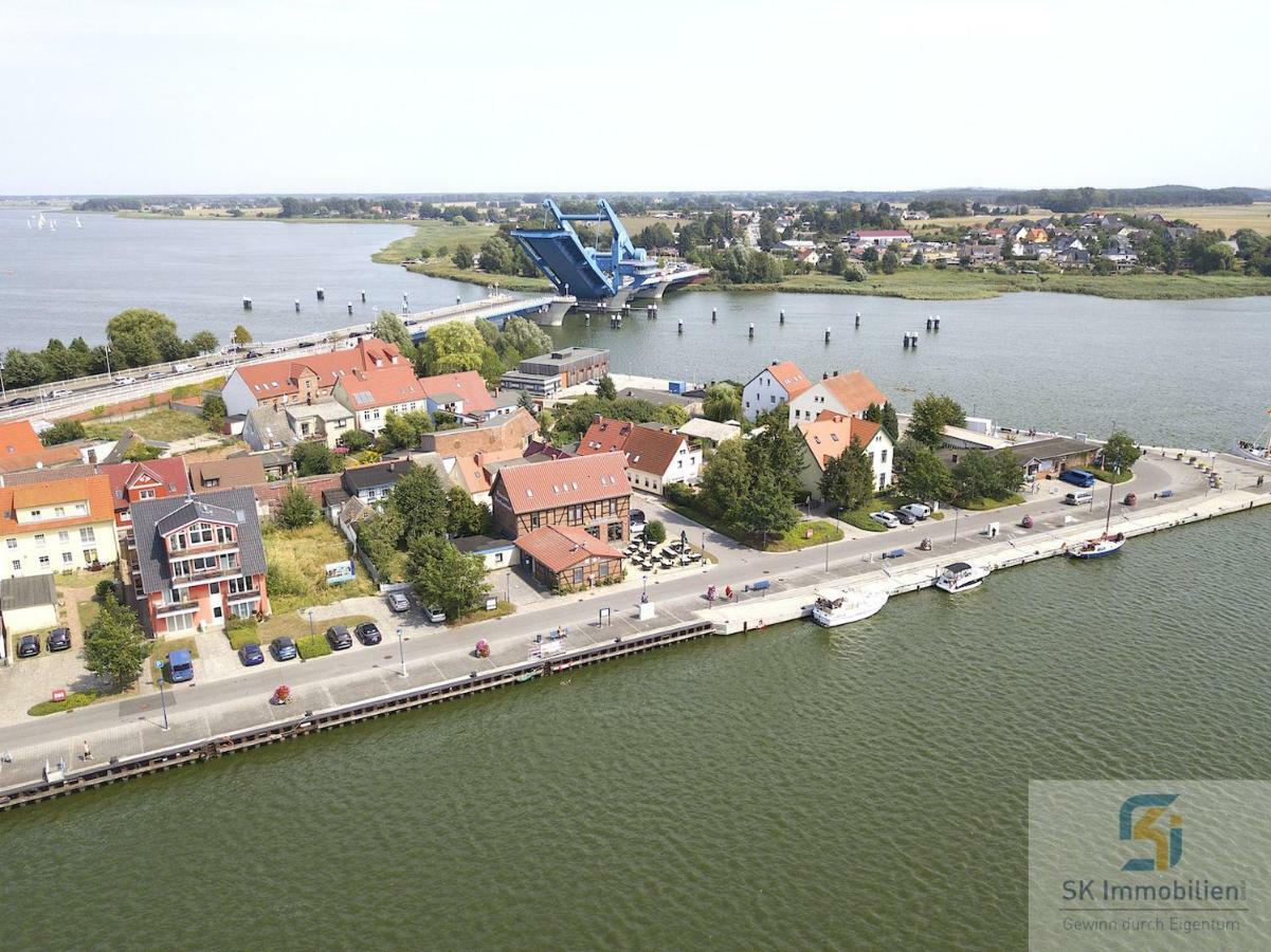 Готель Zur Schlossinsel Вольґаст Екстер'єр фото